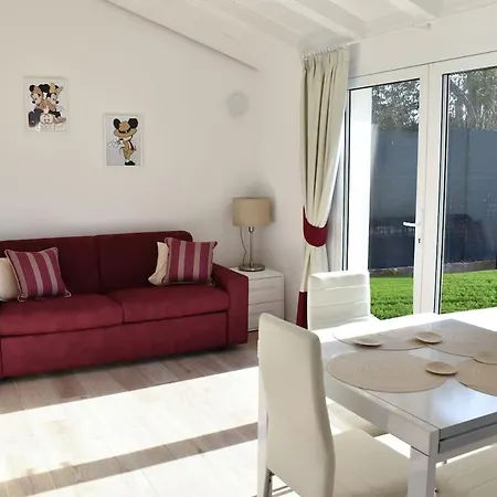 Renovated 400 Meters From The Sea With Garden Villa Forte dei Marmi