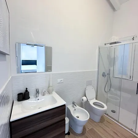 Villa Renovated 400 Meters From The Sea With Garden
