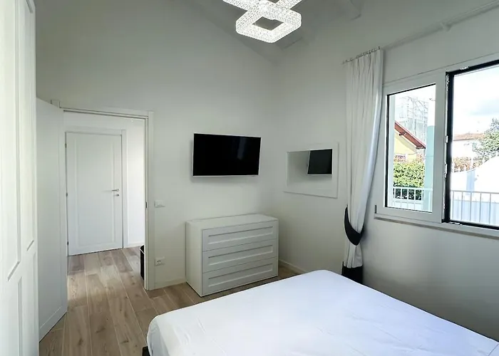 Villa Renovated 400 Meters From The Sea With Garden Forte dei Marmi