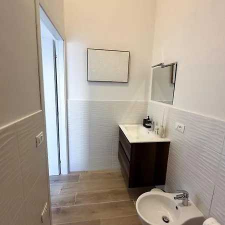 Renovated 400 Meters From The Sea With Garden *